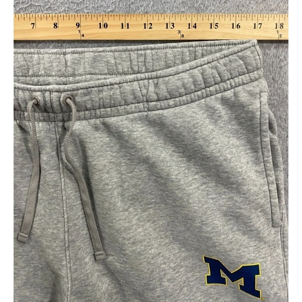 NIKE Club Fleece Michigan Wolverines Jogger‎ Pants Men's Size XL Sweatpants NCAA